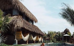Cocori Lodge Paredon